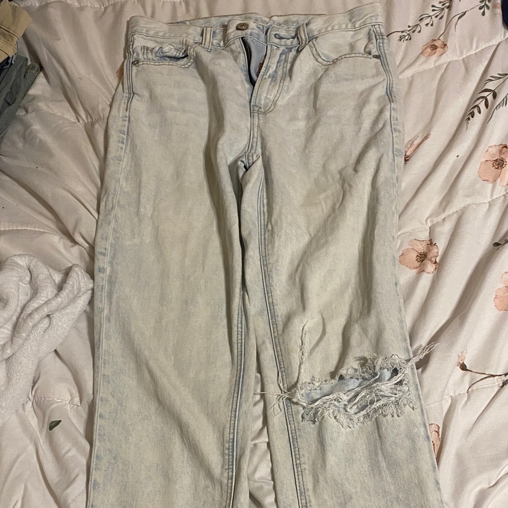 American Eagle Outfitters Light Blue Denim Jeans